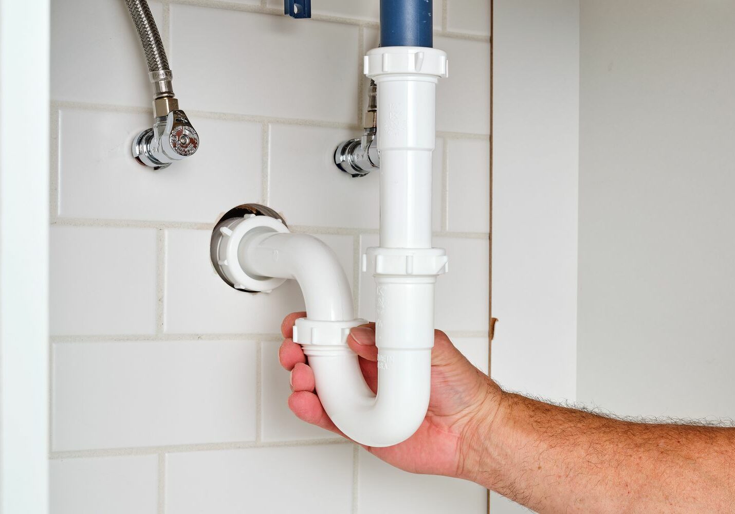 replacing-a-sink-p-trap-2718773-05-e2daaa7f753442098e0e9769dcc1684b replacing-a-sink-p-trap-2718773-05-e2daaa7f753442098e0e9769dcc1684b